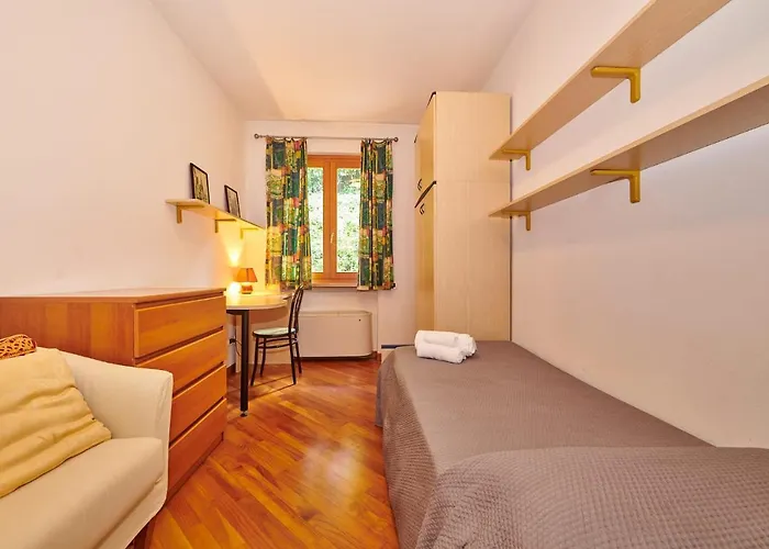 Apartmentsgarda - Baia D'argento Apartment *