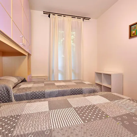 Апартаменты Apartmentsgarda - Baia D'argento